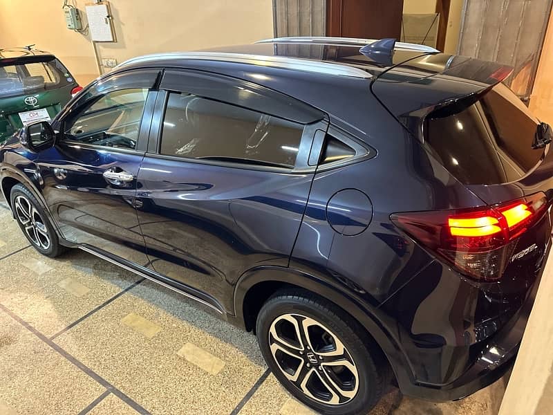 Honda Vezel 2019 Z Pkg 4 Grade 2024 Fresh Import 2018 vezal  2020 3