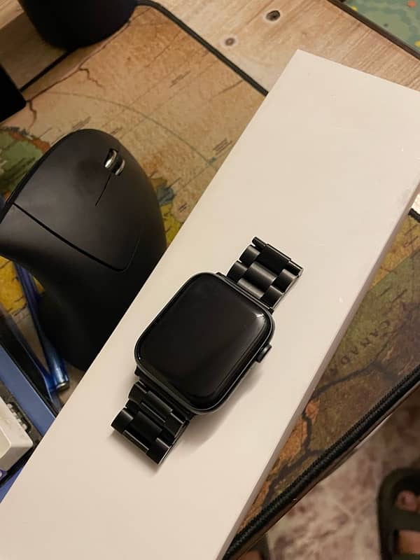 Apple Watch Series 5 44mm GPS + Cellular 4