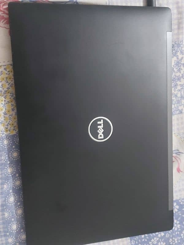 Dell Laptop/ intel core i5 with 4 gb RAM and 128 gb ROM 0