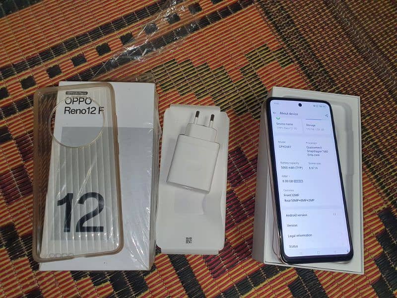 OPPO Reno 12F 10.10 condition 8 256 box charger 3