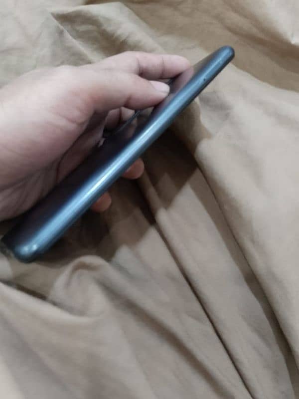 Tecno Spark 7 Pro Glass Cracked 2