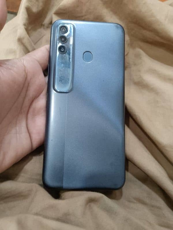 Tecno Spark 7 Pro Glass Cracked 5