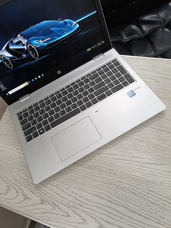 Hp probook 650 g4 core i5 8th gen quadcore 15.6 inch 1080p Numpad keys 6