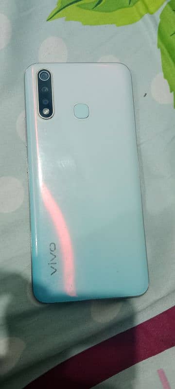 Vivo y19 with box 4 128 6