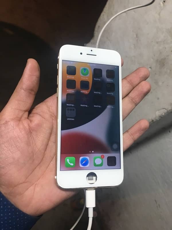 Iphone 6s 32gb With box Non pTa Panel Break 0