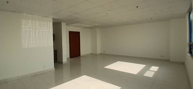 Brand New 689 Square Feet Office Prime Space Available For Rent In Grand Square Mall 11