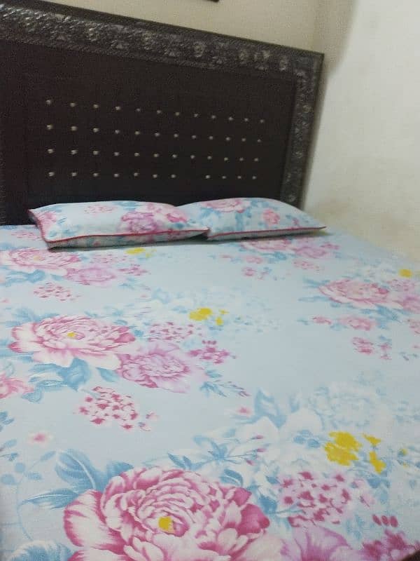 king size bed 3