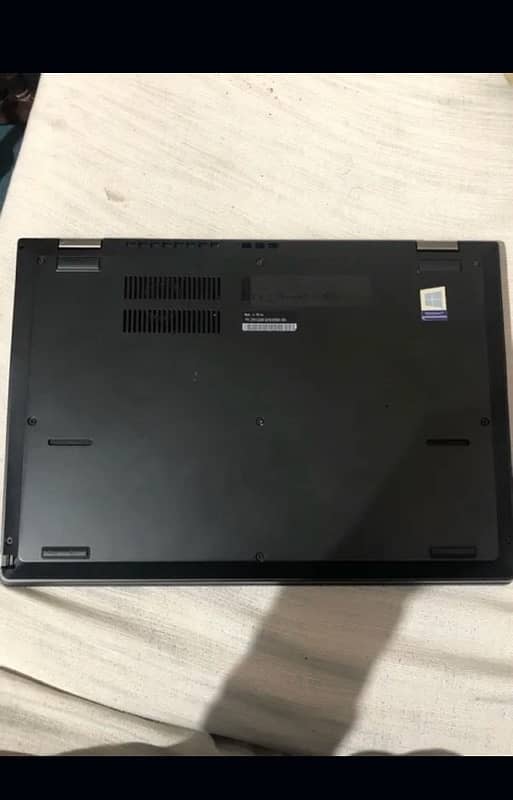 Lenovo Thinkpad L380 Yoga 5