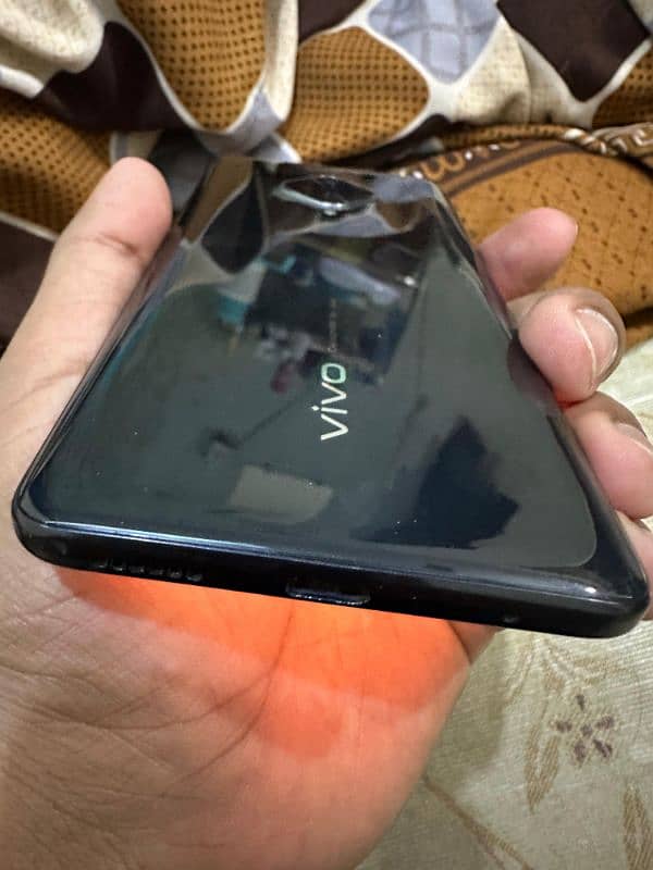 Vivo Y51 available in good condition 4