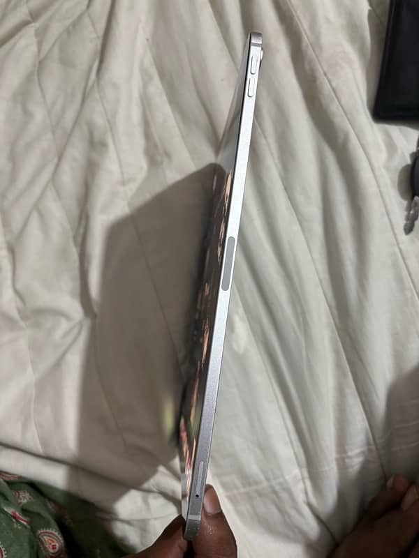 Ipad Pro 2018 11inch 64gb wifi + cellular read ad 6