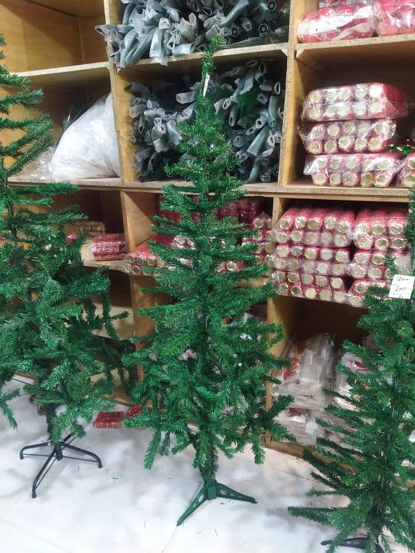 Christmas tree and decor items 1