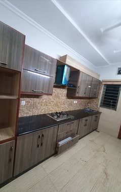 2 Bedrooms Kitchen Accommodation G-13/3