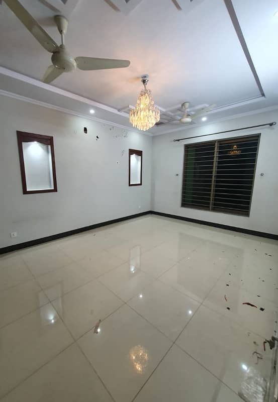 2 Bedrooms Kitchen Accommodation G-13/3 2