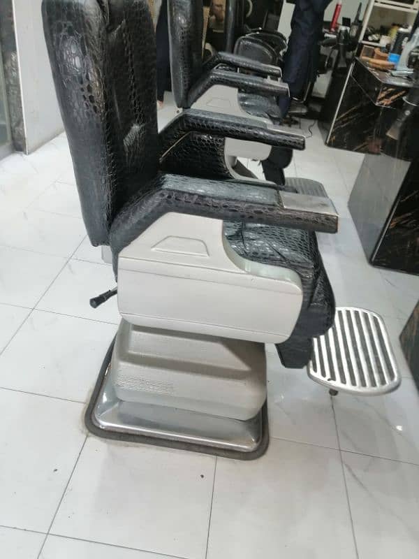 3 barber chair for sale good condition 0