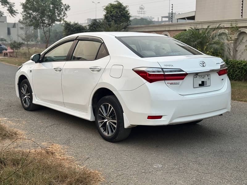 Toyota Corolla Altis 1.6 3