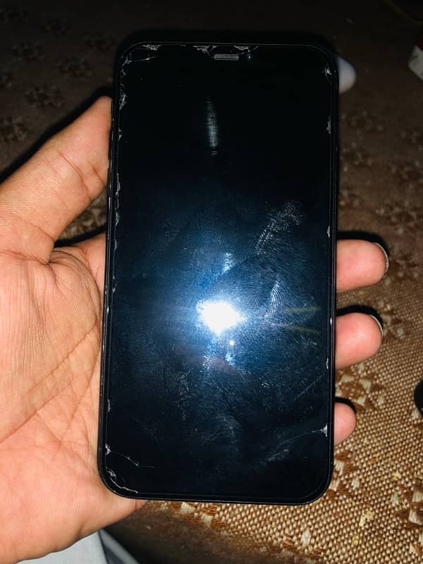 iphone xr 128 non PTA 1