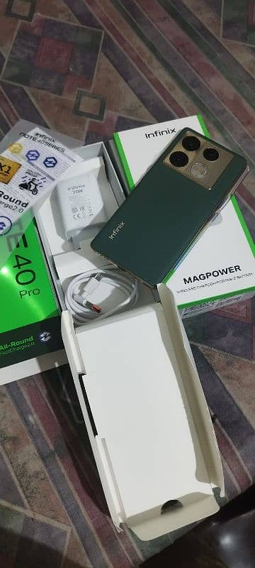 infinix note 40 pro whith warless chaghr 0