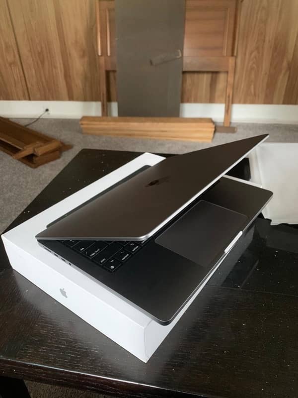 Macbook M3 Pro 14 inch Brand New 4