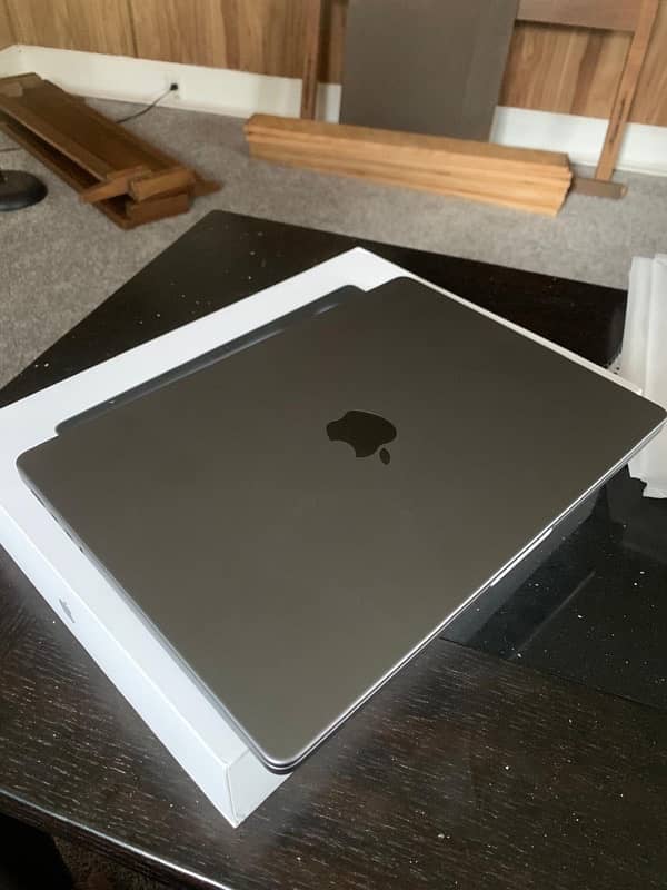 Macbook M3 Pro 14 inch Brand New 5