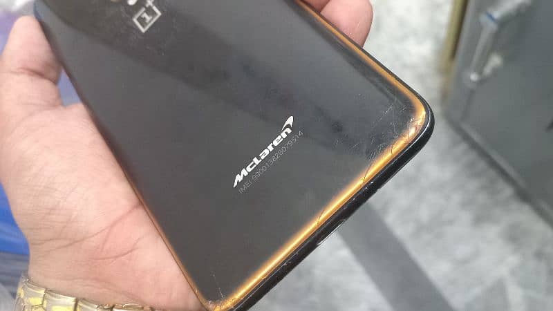 One Plus 7T Pro Mclaren adition 2