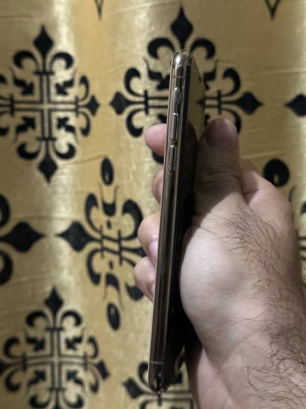 iphone XS 256 GB Non pta Condition 10/10 4