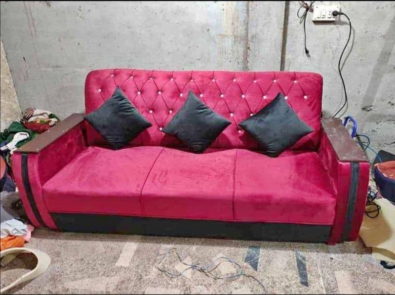 OLD SOFA REPAIRING AVAILABLE 03145059454 3