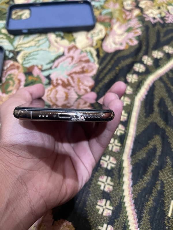 iPhone XS 256 Gb non pta 2