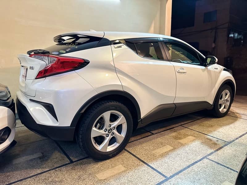 Toyota C-HR 2019 4 Grade 2024 Fresh Import CHR 2019 2017 2018 also 17