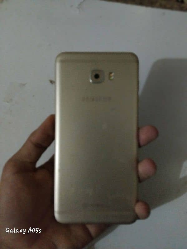 Samsung c7 pro 4/64 4