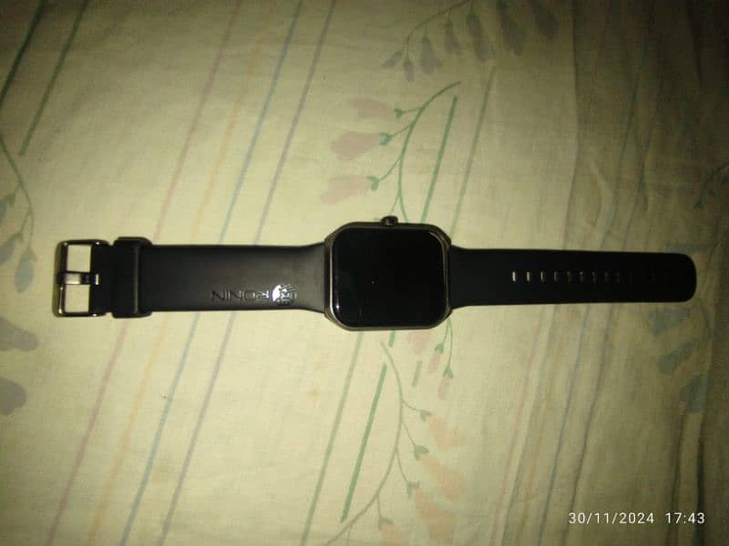 Ronin R-01 smart watch 11