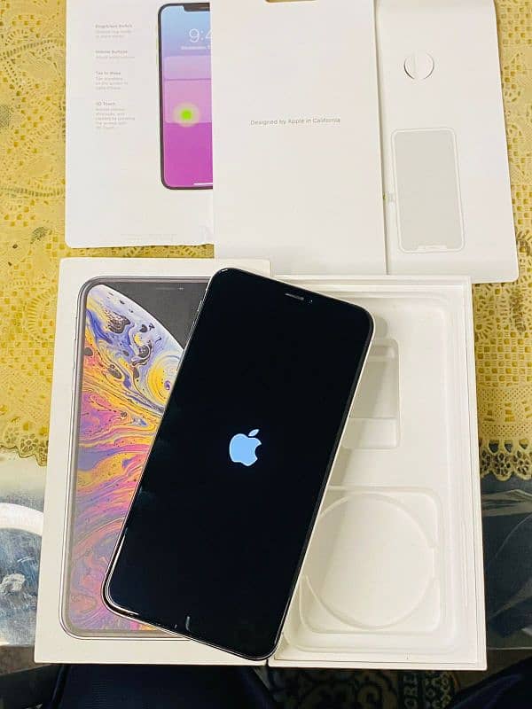 iphone xsmax. . . registered 0