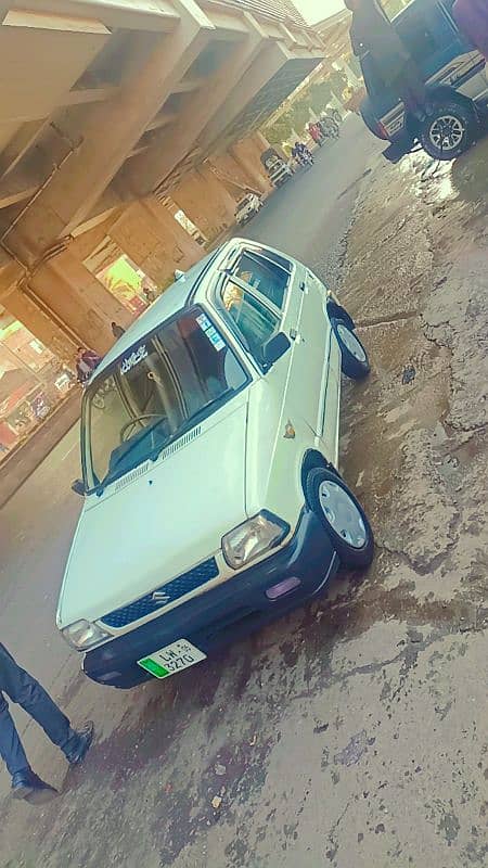 Suzuki Mehran VXR 05 last ki hai, andar say genuine hai,vvip fmly car 0