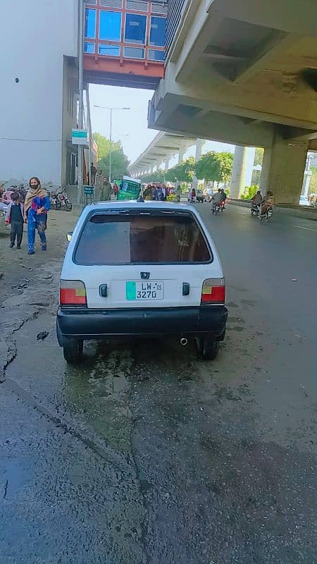 Suzuki Mehran VXR 05 last ki hai, andar say genuine hai,vvip fmly car 18