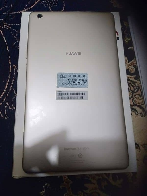 Huawei MediaPad M3 Lite (4/64) 4