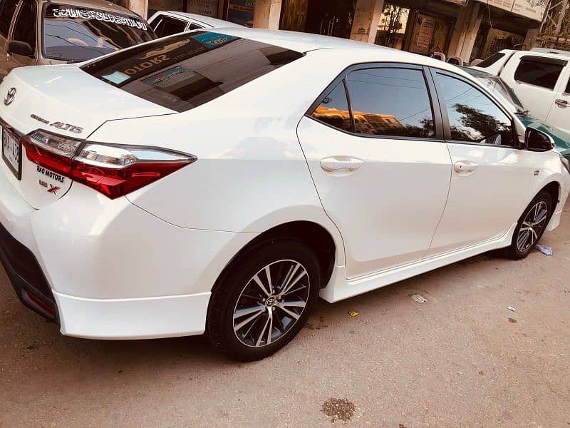 Toyota Corolla Altis 2022 5