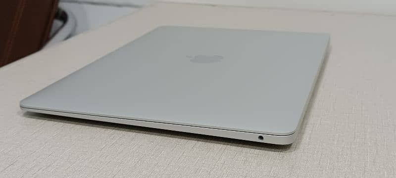 Apple Macbook Air M1 2020 13" 16Gb Ram 1TB Ssd 10