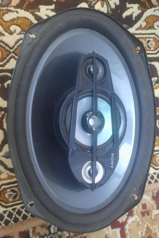 original Sony speakers + Mp3 CD player 2