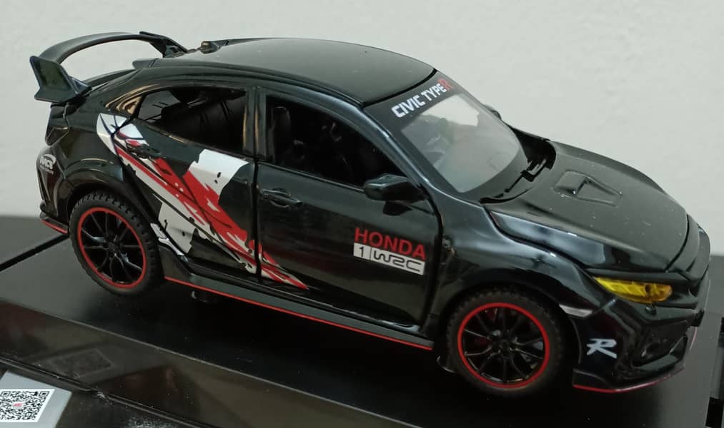 Honda Civic Type R Sport car ( diecast model car with frame) 14