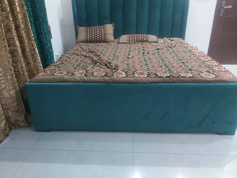 New design bed only no mattress 1