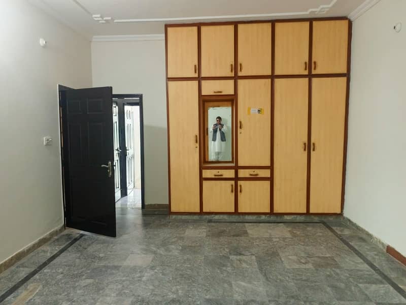 1 kanal beautiful house for rent at the prime location of Johar town 8