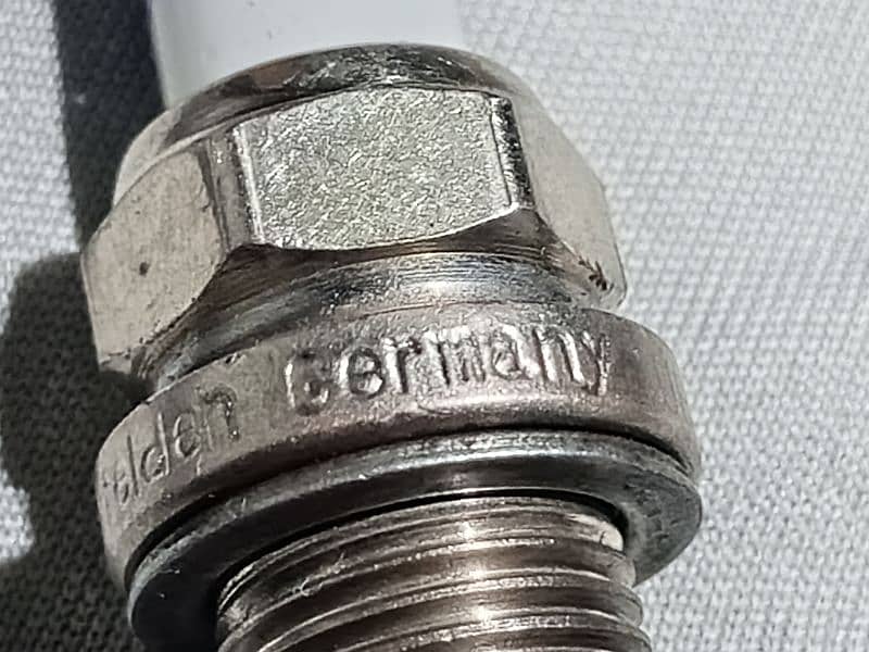 iridium Plug for cars Made in Germany 1