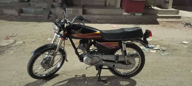 Honda CG 125 2010 Model Karachi number 0