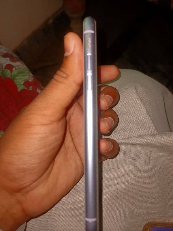 iPhone 11 NoN Pta 5