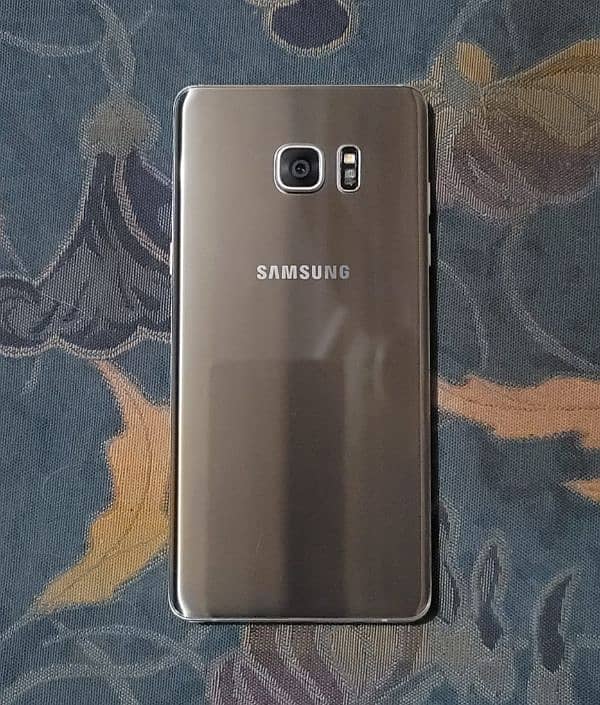 Samsung Galaxy Note Fan Edition. 6