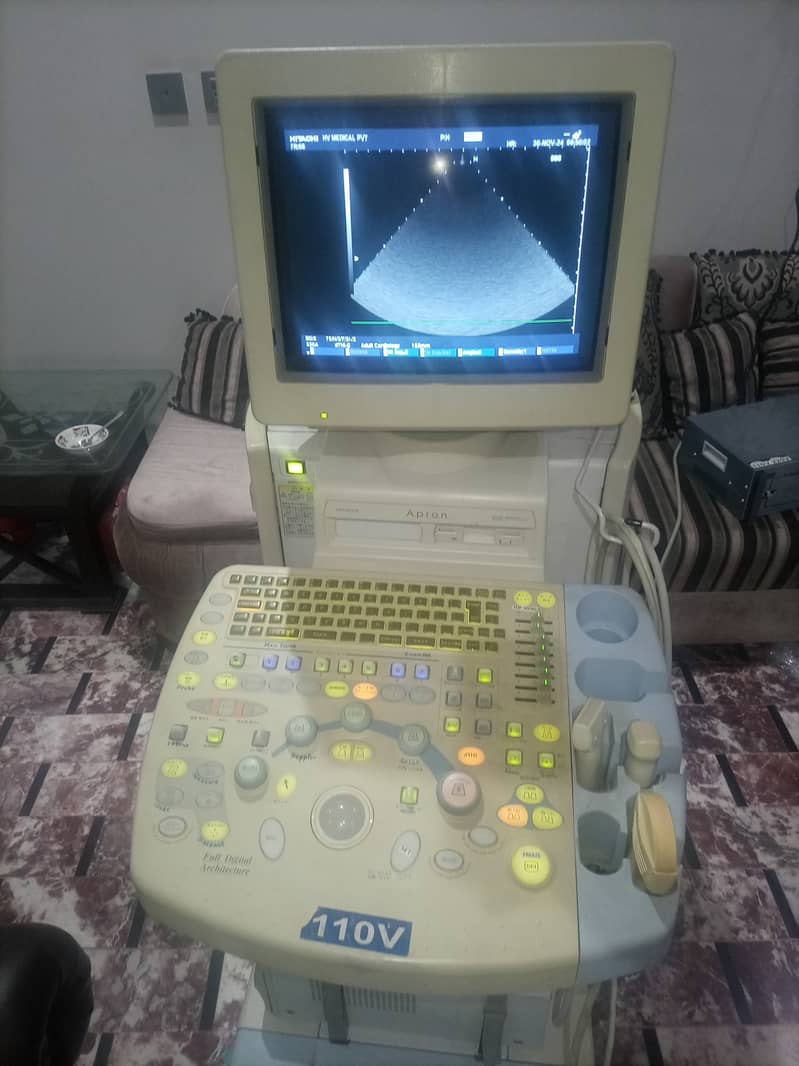 HITACHI EUB-7000 ULTRASOUND DOPPLER ECHOCARDIOGRAPHY MACHINE 2