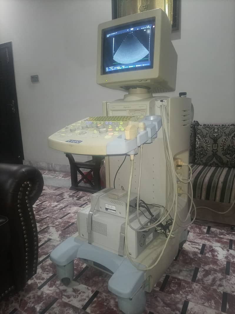 HITACHI EUB-7000 ULTRASOUND DOPPLER ECHOCARDIOGRAPHY MACHINE 3