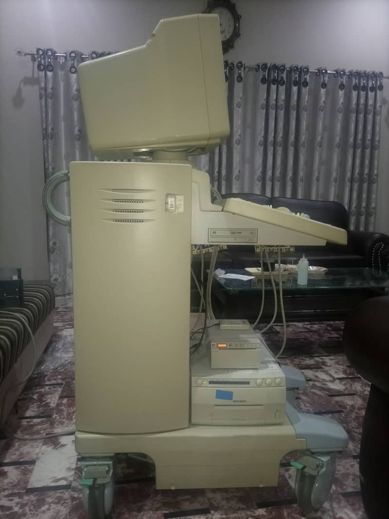 HITACHI EUB-7000 ULTRASOUND DOPPLER ECHOCARDIOGRAPHY MACHINE 6