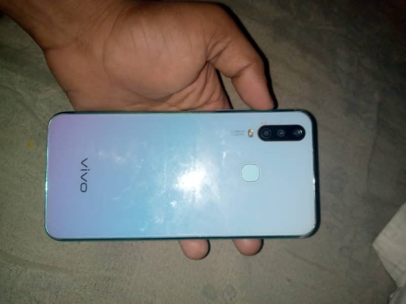 vivo y17. . . 8.256 5