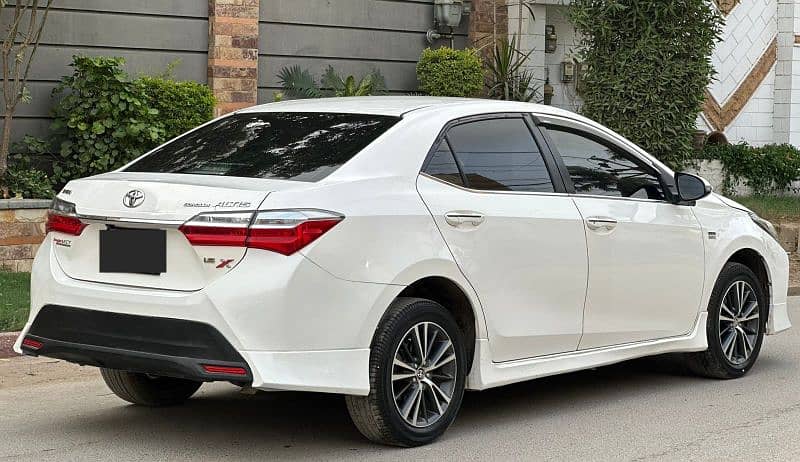 Toyota Corolla Altis 2022 5