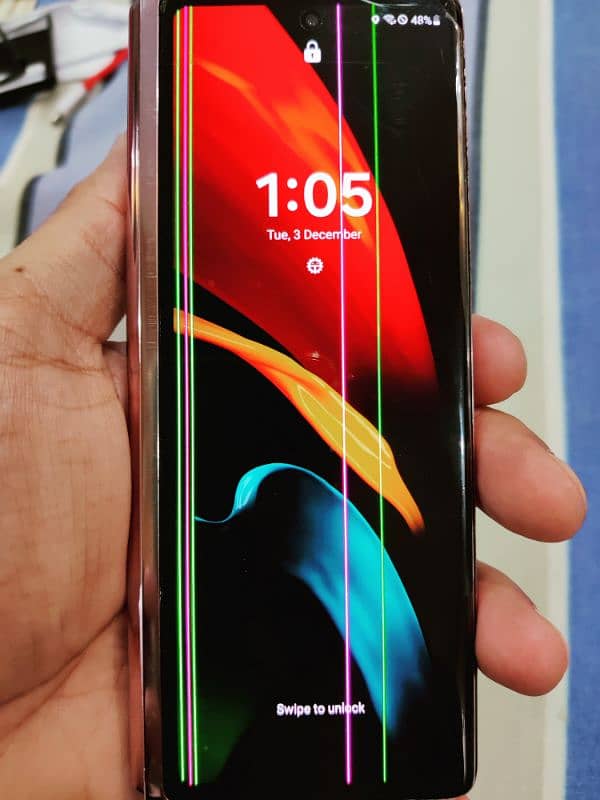 Samsung Galaxy Z Fold 2 0